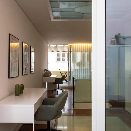 Fabrica Three-story Charm By Lovelystay Porto