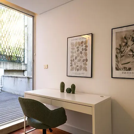 Apartment Fabrica Three-story Charm By Lovelystay Porto