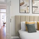 Apartamento Fábrica Three-story Charm By Lovelystay *