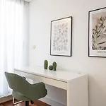 Apartamento Fábrica Three-story Charm By Lovelystay *