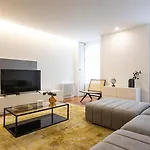 Fábrica Three-story Charm By Lovelystay Apartamento