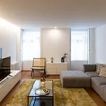 Fábrica Three-story Charm By Lovelystay Apartamento
