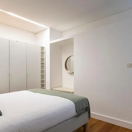 Apartment Fabrica Three-story Charm By Lovelystay Porto