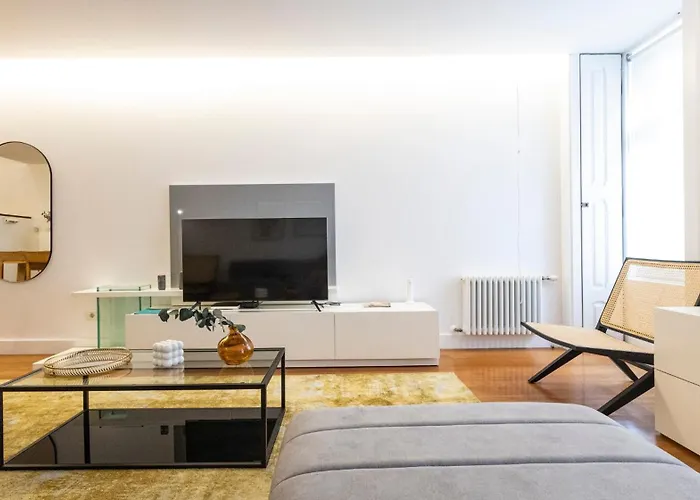 Fabrica Three-story Charm By Lovelystay Apartman