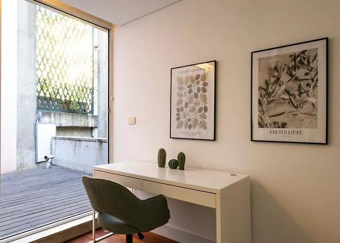 Apartment Fabrica Three-story Charm By Lovelystay Porto