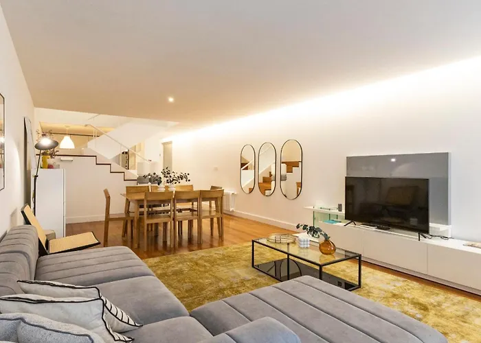 Fabrica Three-story Charm By Lovelystay