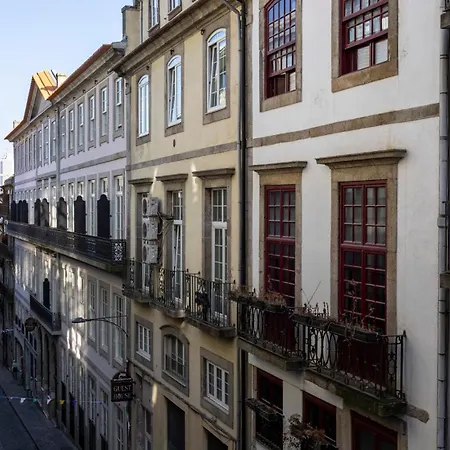 Fábrica Three-story Charm By Lovelystay Oporto