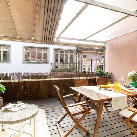 Appartamento Fábrica Three-story Charm By Lovelystay *